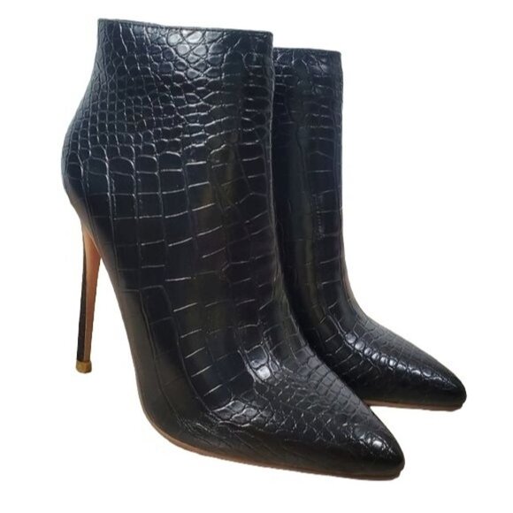 Crocodile print pointy toe ankle boot new! 6.5 - Picture 1 of 6